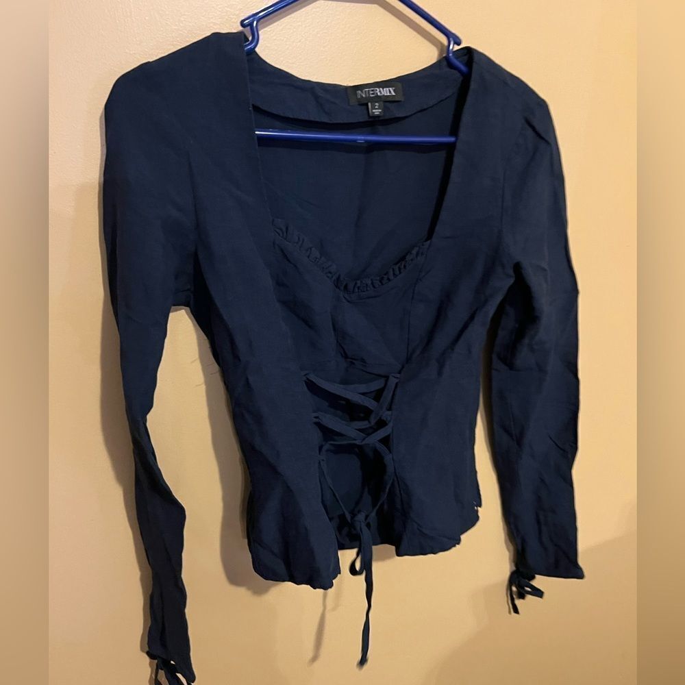 Intermix size‎ 2 blue blouse